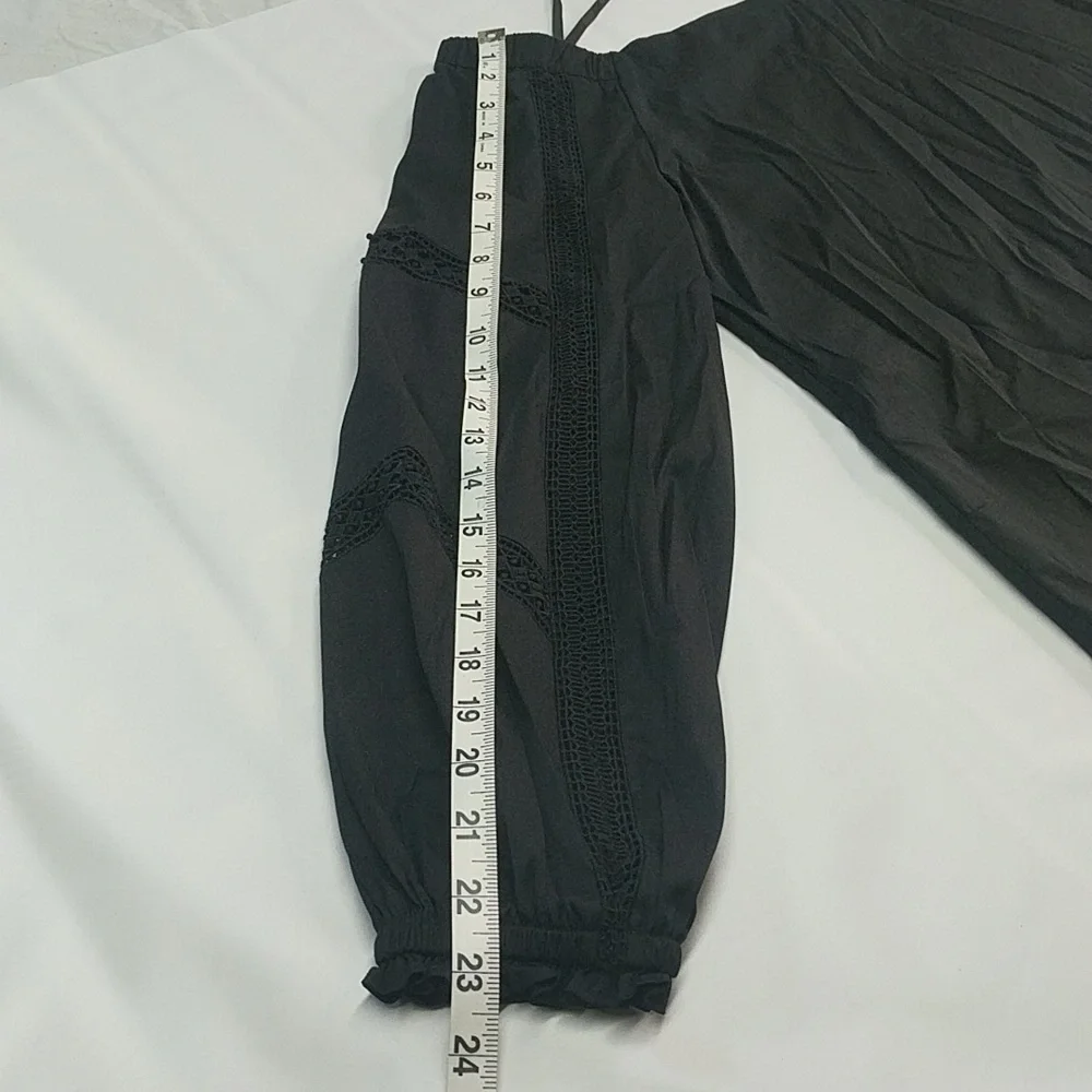 Off shoulder blouse by WHBM, long sleeved Women's Large EUC - Picture 7 of 8